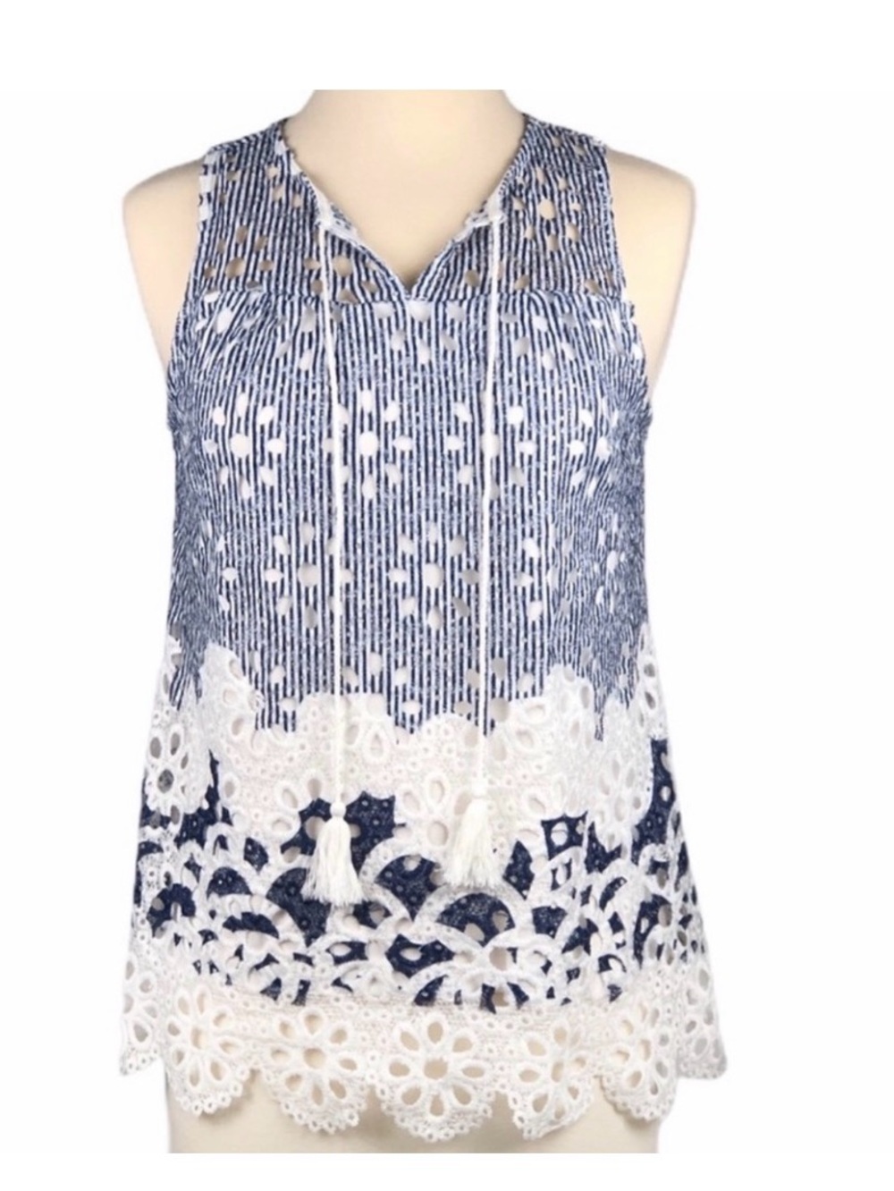 Cato | Top | Sleeveless Tasseled Tank with Laser Cutouts Size Medium